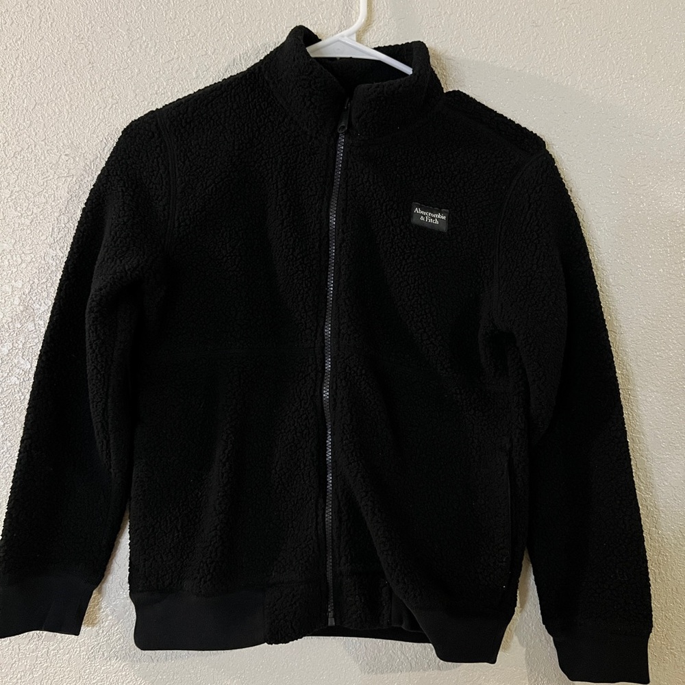 Abercrombie Fitch Kids Black Warm Fuzzy Jacket Size 9/10 KidsSmall/ Medium Women